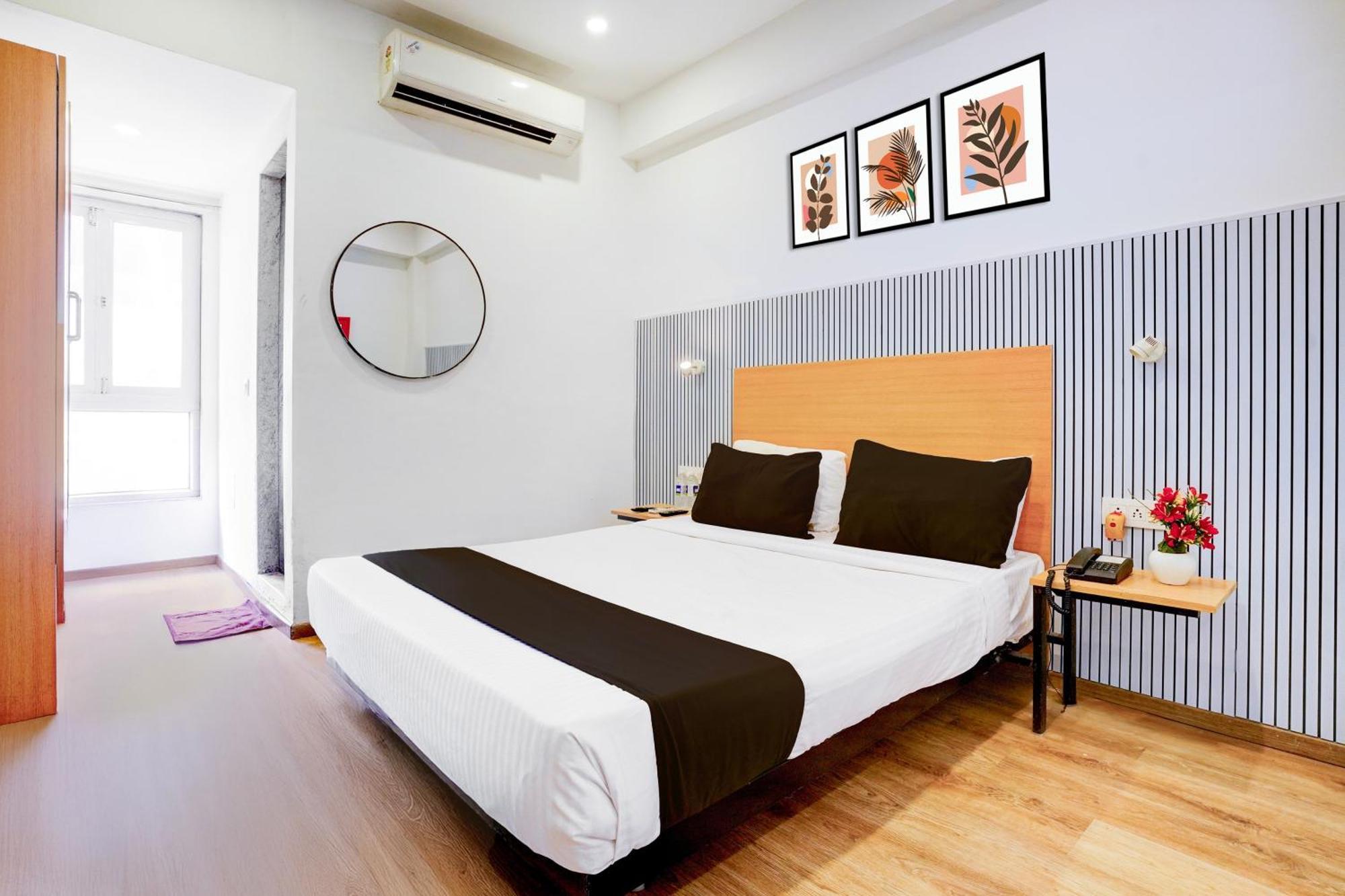Townhouse Khar The Habitat Otel Mumbai Dış mekan fotoğraf
