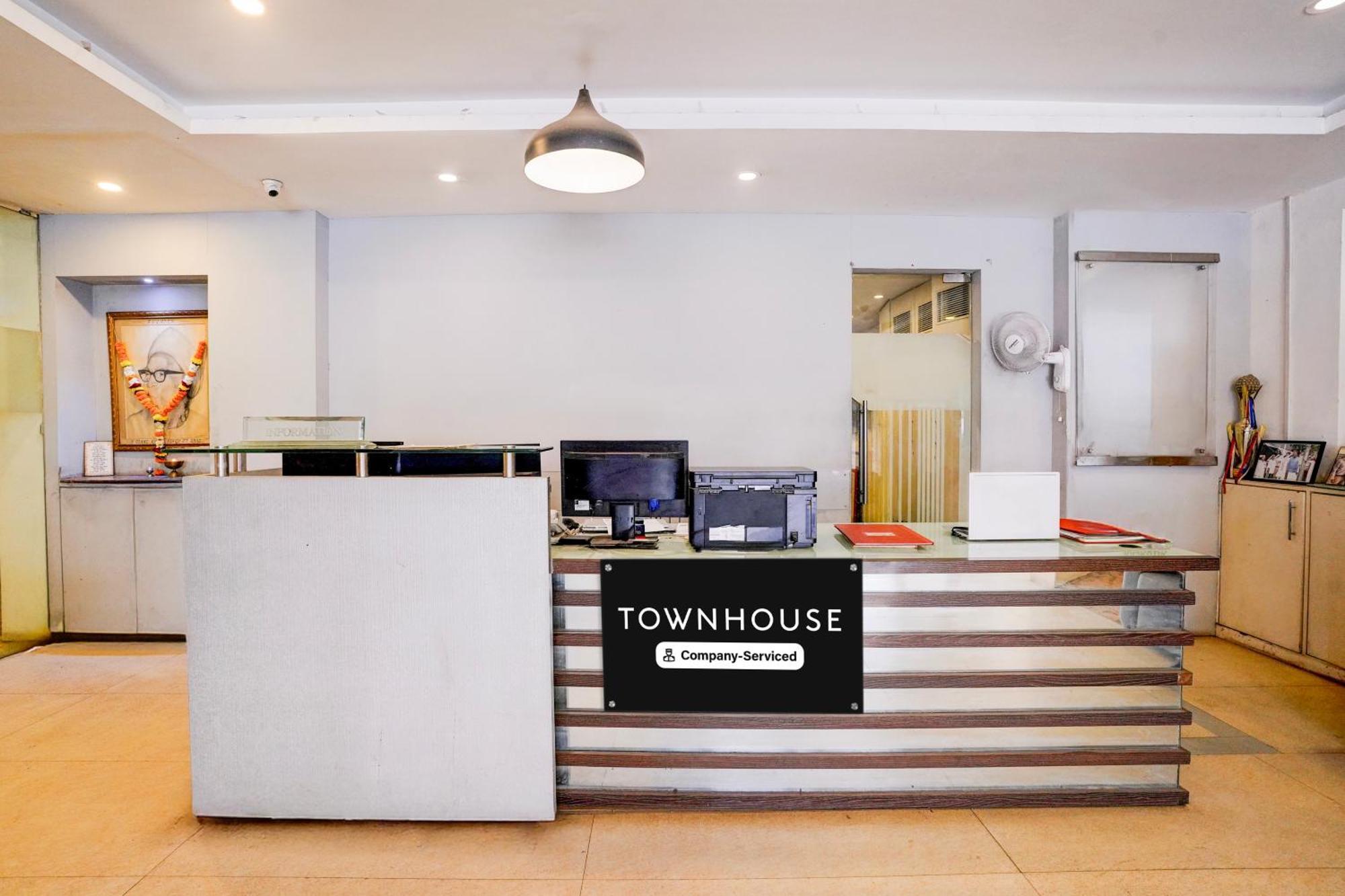 Townhouse Khar The Habitat Otel Mumbai Dış mekan fotoğraf