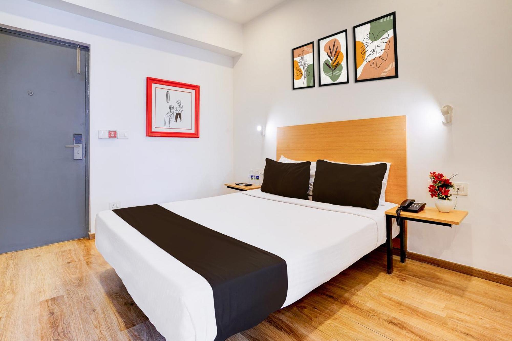 Townhouse Khar The Habitat Otel Mumbai Dış mekan fotoğraf