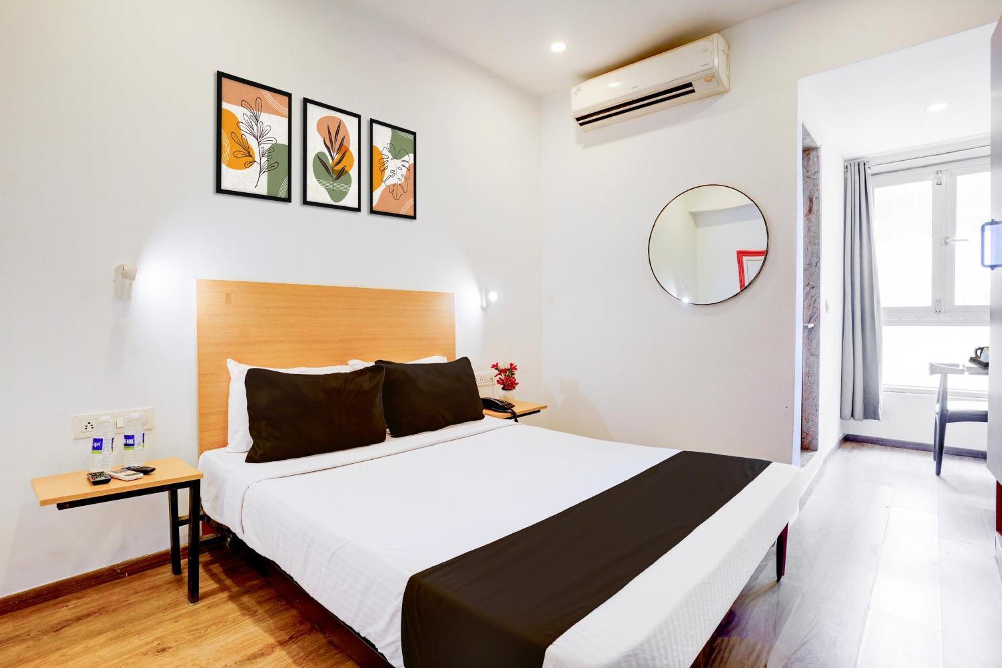 Townhouse Khar The Habitat Otel Mumbai Dış mekan fotoğraf