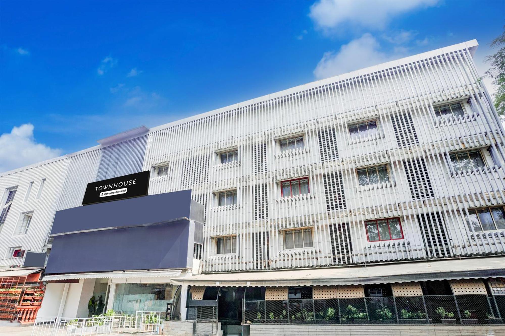 Townhouse Khar The Habitat Otel Mumbai Dış mekan fotoğraf