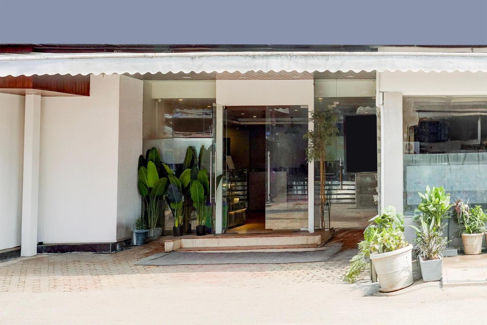 Townhouse Khar The Habitat Otel Mumbai Dış mekan fotoğraf
